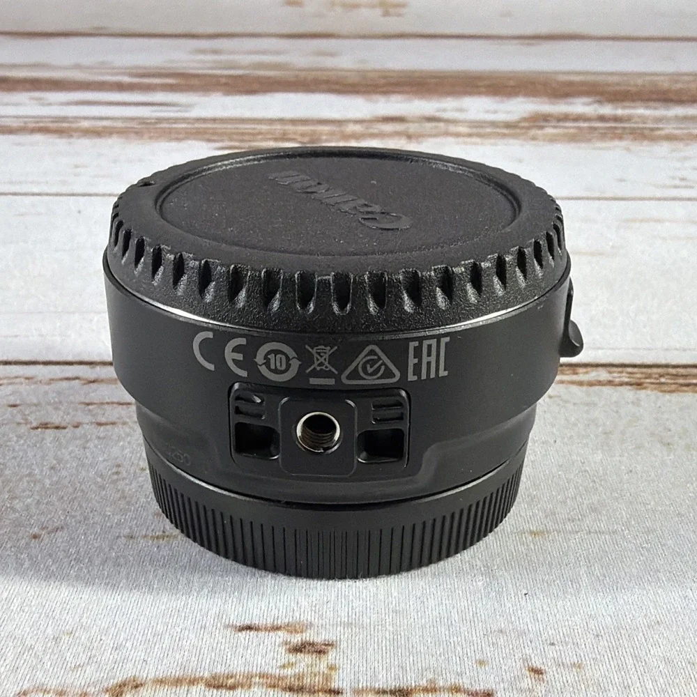 Canon Mount Adapter EF-EOS M in Black with Red Accent
